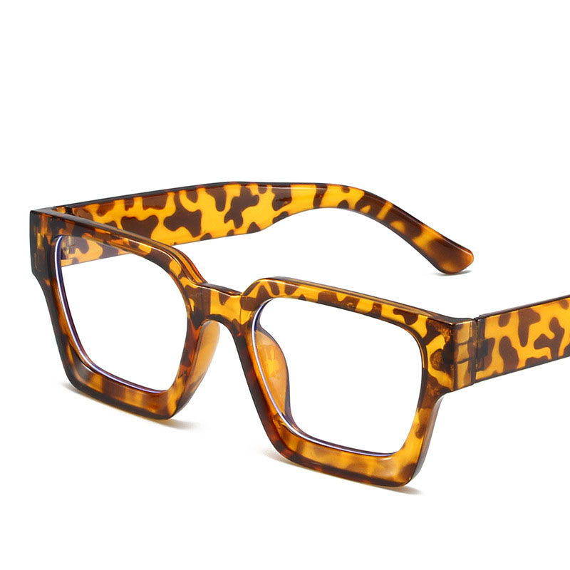Classic Thick Box Sunglasses F - Photography Lighting Box recensie en prijs